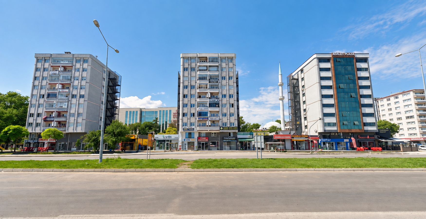 Durmuşoğlu Avukatlık bürosunun bulunduğu Cumhuriyet Apartmanı dış görünümü